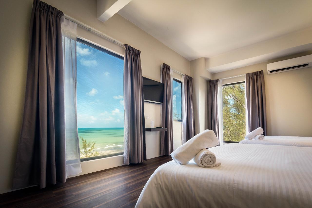 Mandurah Hotel Kuantan Kültér fotó